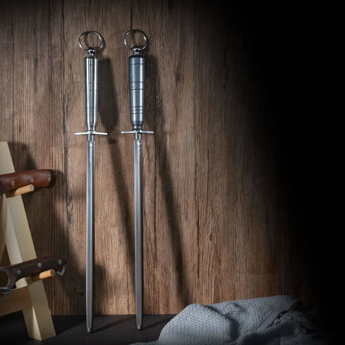 Les deux finitions du fusil à aiguiser suspendues